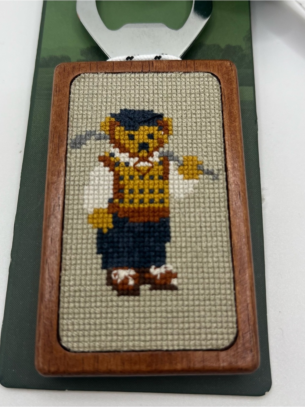 NWT Golf Beer Bottle Opener Needlepoint Bear W Club Accessories Gift Idea